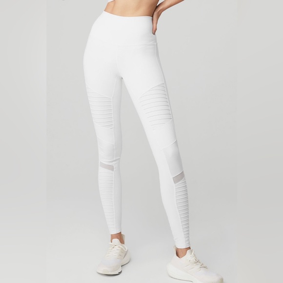 ALO White High Waisted Motto Legging. Size S - Picture 2 of 3